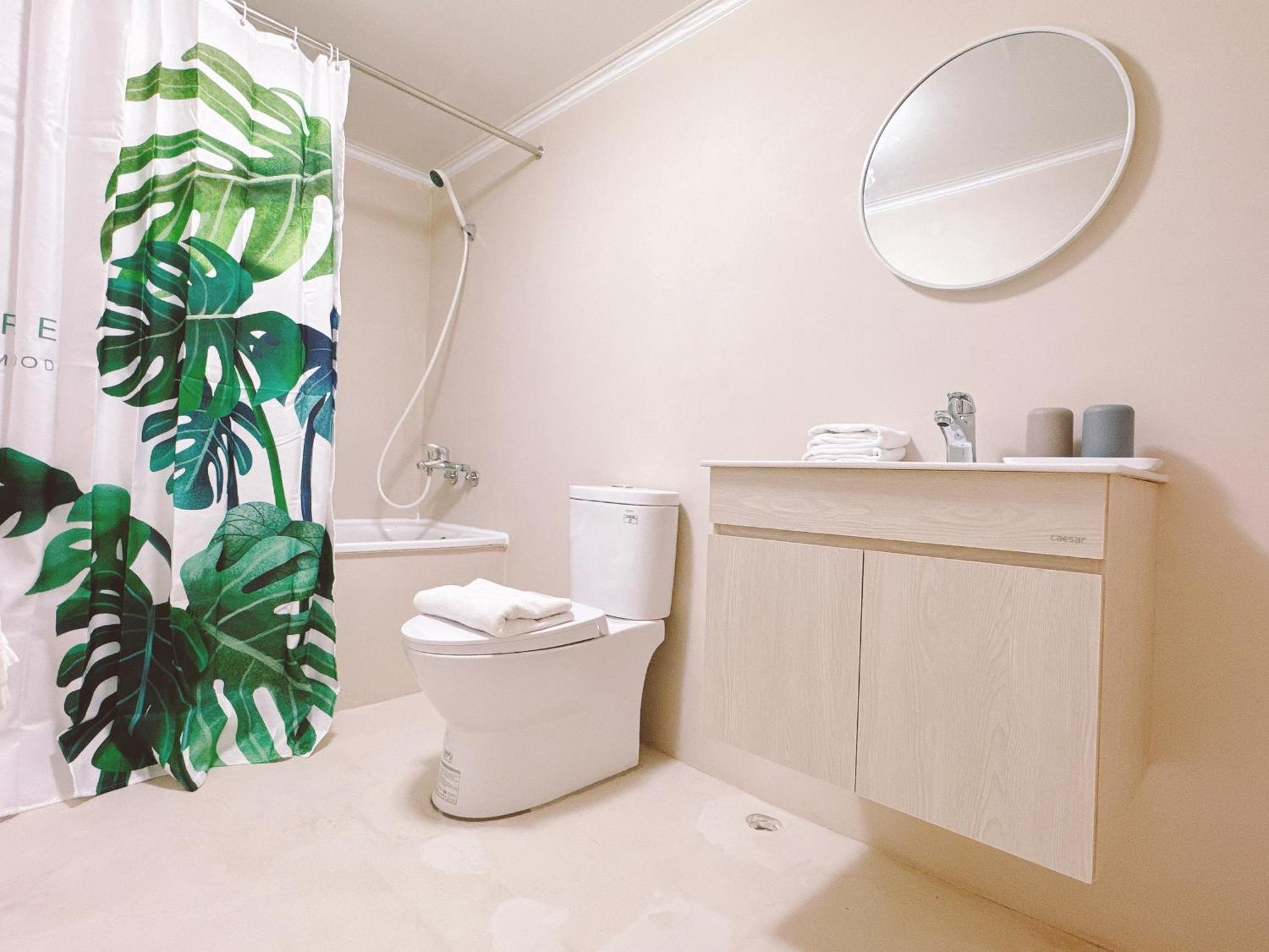 Meworld Hotel - Sanchong Taipei Dış mekan fotoğraf